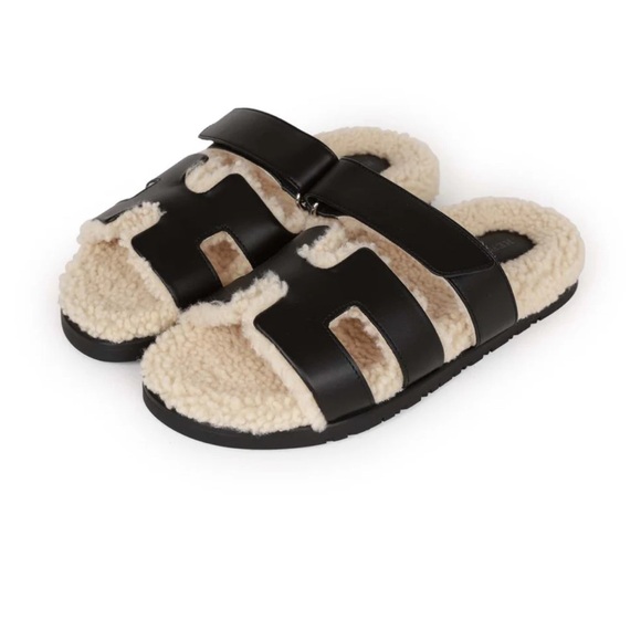 HERMES BLACK SHEARLING CHYPRE WOMENS SANDALS 36 - Picture 5 of 7